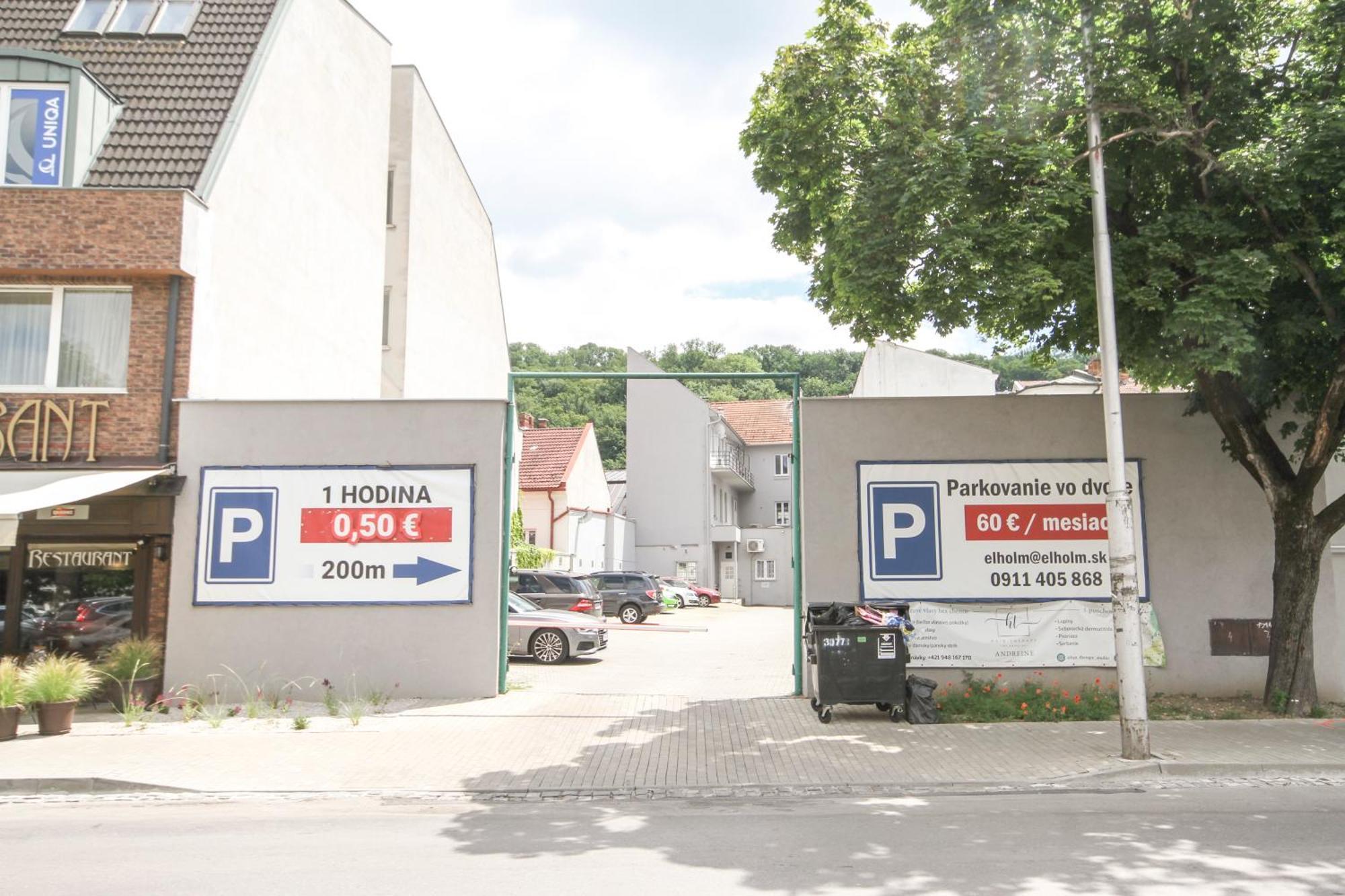 Apartman Vita Deluxe Trenčín Eksteriør billede