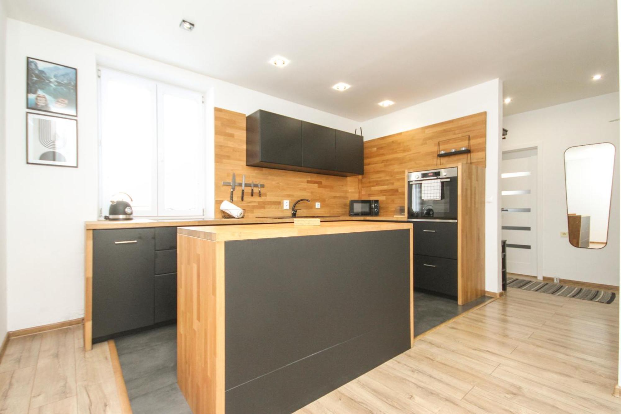 Apartman Vita Deluxe Trenčín Eksteriør billede